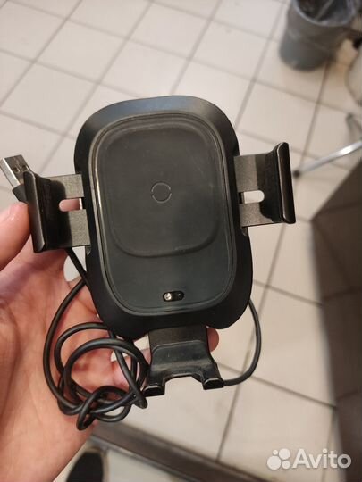 Авто зарядное устройство беспроводное Baseus
