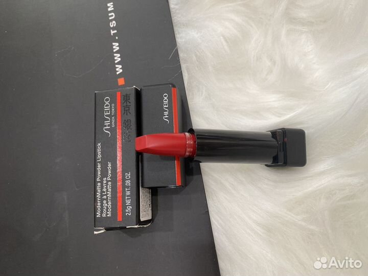 Shiseido помада новая