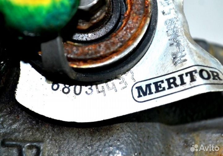 Суппорт вспомогательного моста, левый volvo FH (01