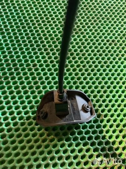 Трос лючка бака Opel Astra H Z18XER 2007