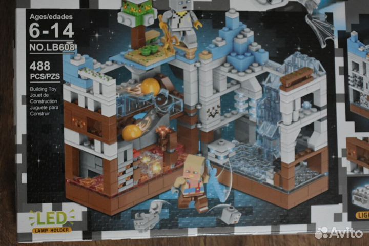 Новый конструктор майнкрафт Крепость, аналог lego