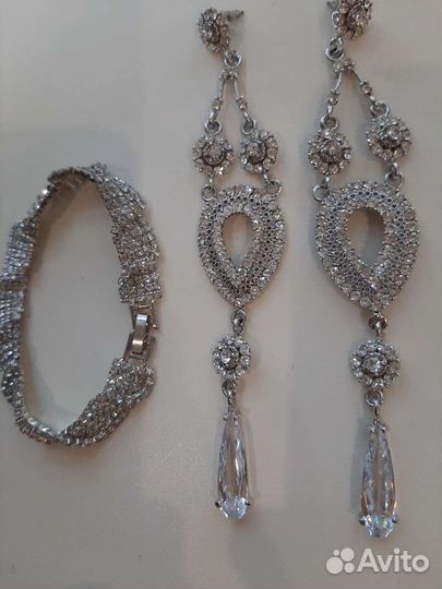 Набор серьги и браслет свадебный или празничный