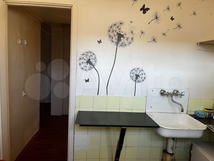 2-к. квартира, 50 м², 2/5 эт.