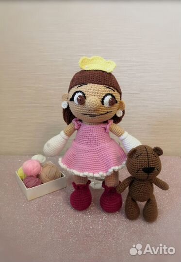 Вязаная кукла крючком ручной работы