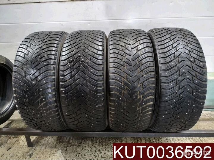 Nokian Tyres Hakkapeliitta 8 SUV 285/60 R18 107U