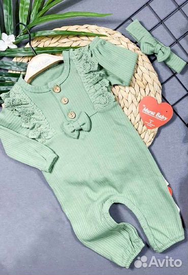 Комбинезон для девочки