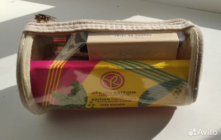 Набор косметики пакетом Yves Rocher