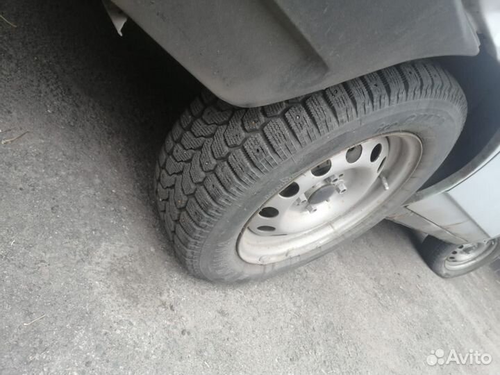 Yokohama Ice Guard 5 IG50 A 18.4/65 R14 98