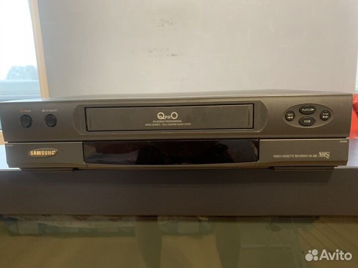 Видеомагнитофон Samsung б/у