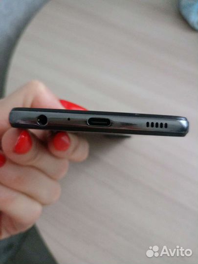 Телефон Samsung