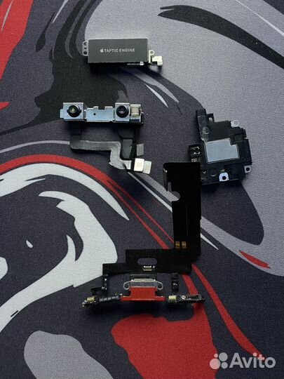 Корпус со шлейфами iPhone Xr