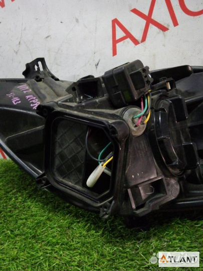 Фара передняя правая toyota vitz