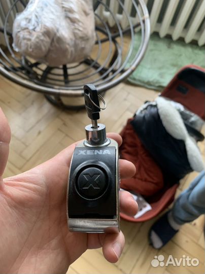 Замок на диск мотоцикла/скутера с сереной