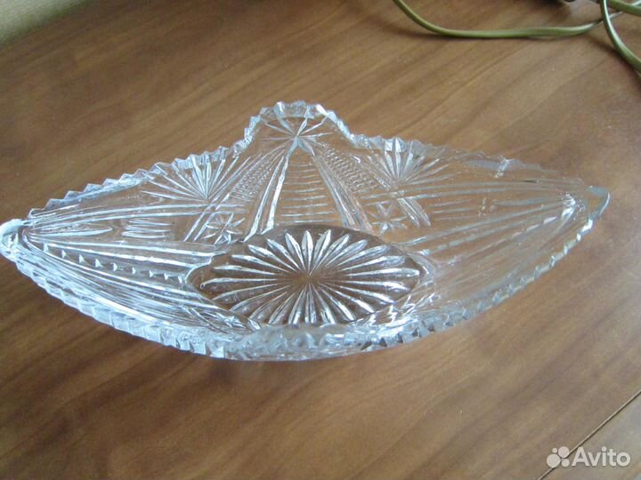 Хрустальная ваза ладья