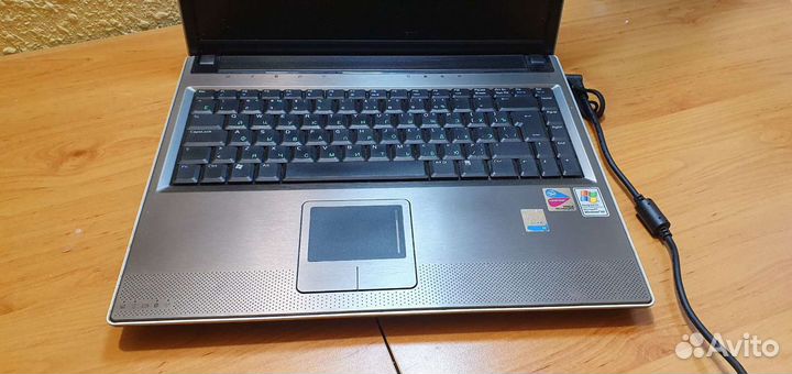 Asus V6000 15