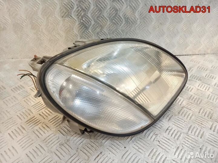 Фара правая Mercedes Benz R170 SLK A1708200261