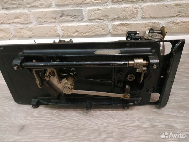 Швейная машина Веста