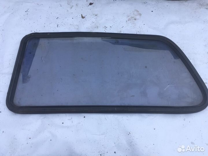 Стекло глухое Нива тайга