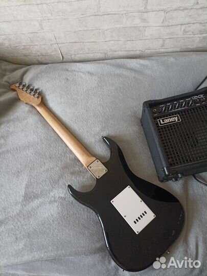 Электро гитара с комбиком
