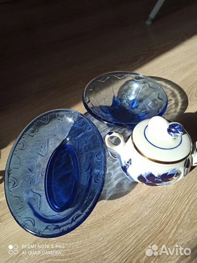 Посуда, фарфор, цветное стекло