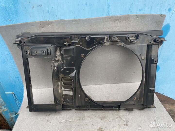 Диффузор радиатора Citroen C4 Picasso