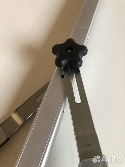 Экран для проектора напольный