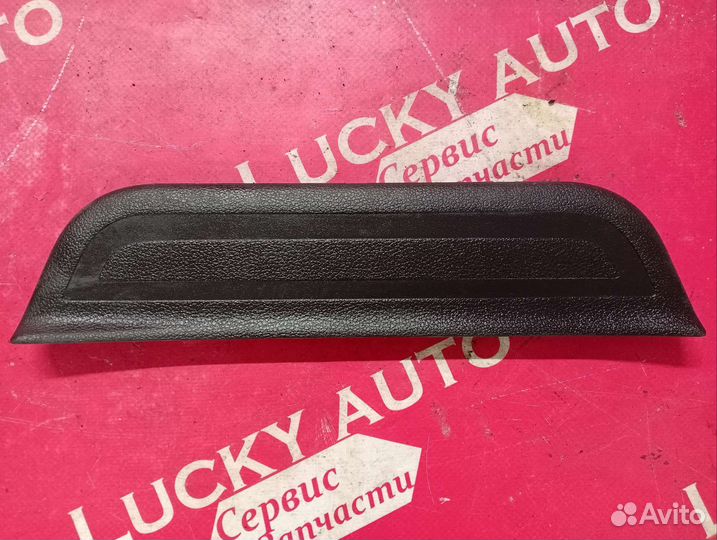 Накладка порога задняя левая Хендай Элантра 6 ад