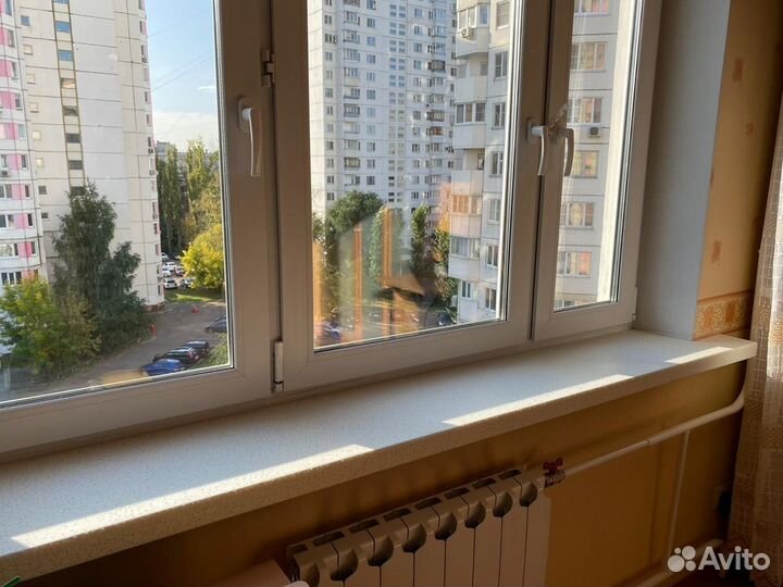 Подоконник / Накладки на подоконник