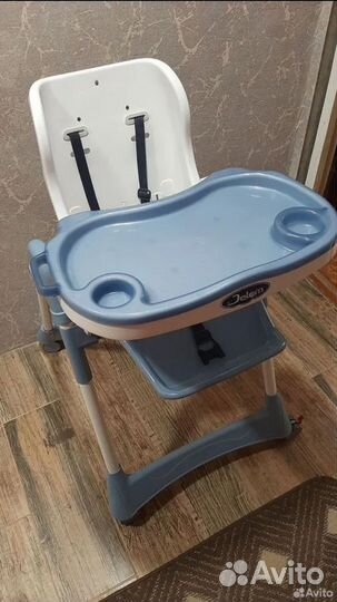 Стул для кормления детский