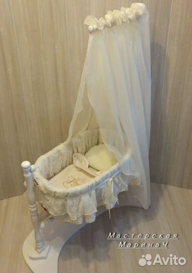 Кроватка-люлька для куклы