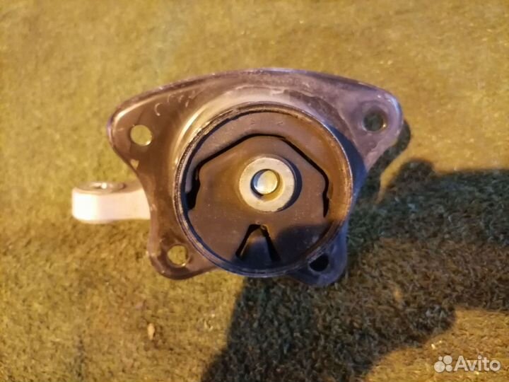 Опора двигателя (подушка двс) левая MR594275 Mitsu