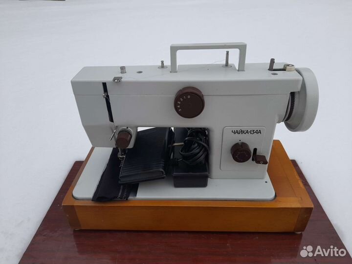 Швейная машина Чайка 134