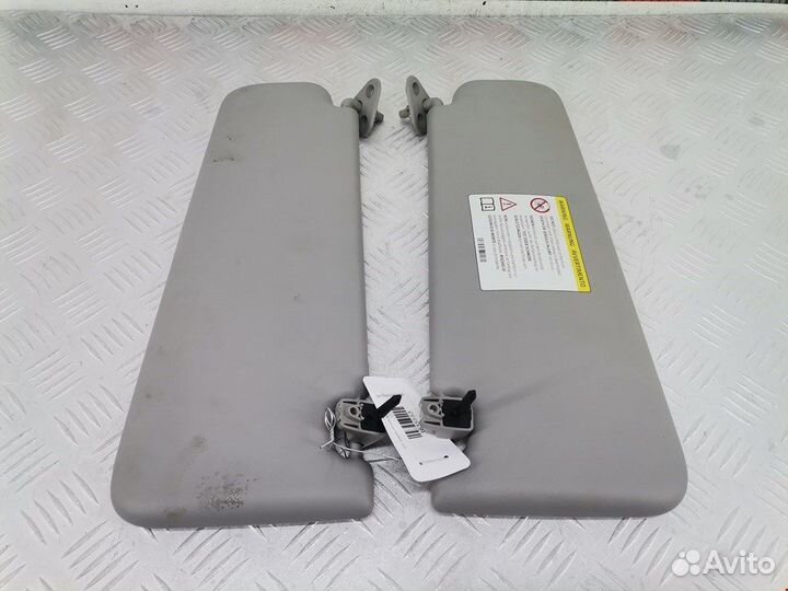 Козырек солнцезащитный для BMW X1 (E84)