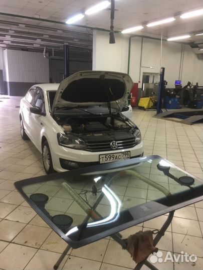 Лобовое стекло Vw Polo