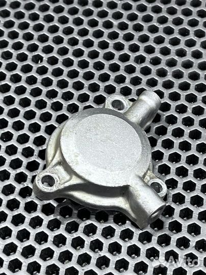 Крышка маслофильтра Yamaha YZ 250F 2001-2002