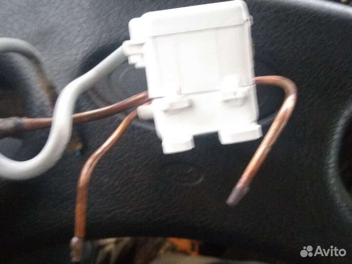 Электромагнитный клапан для холодильника liebherr