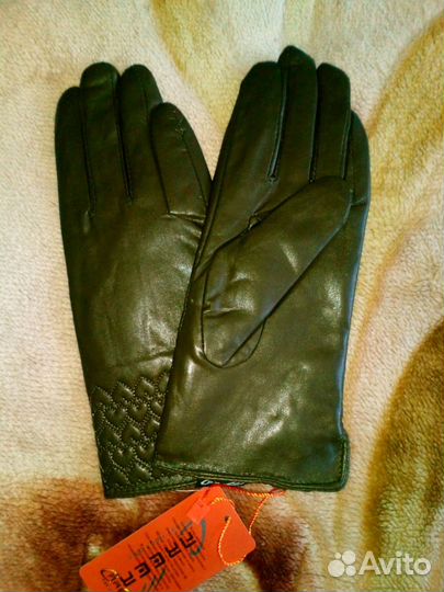 Новые перчатки