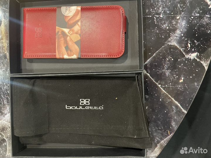 Чехол натуральная кожа на iPhone 12