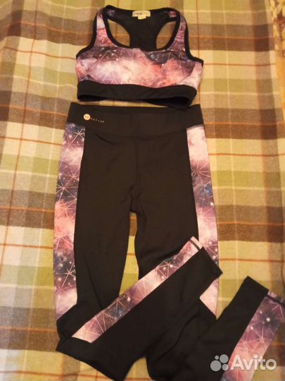 Костюм для фитнеса