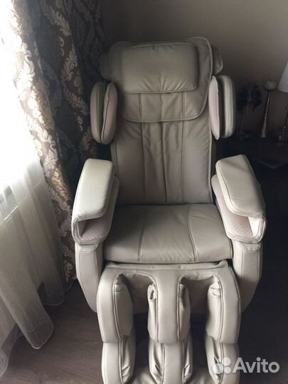 Массажное кресло