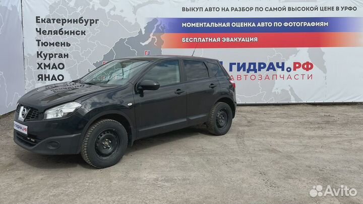 Решётка динамика правая на торпедо Nissan Qashqai (J10) 28176-JD10A