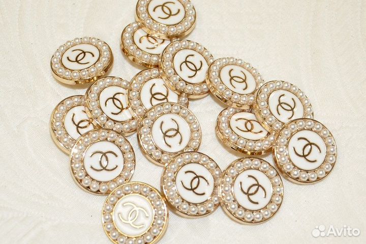 Пуговицы Chanel с жемчугом - 22 мм