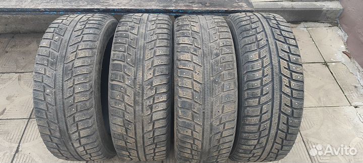 Kumho I'Zen KW22 205/55 R16 91T