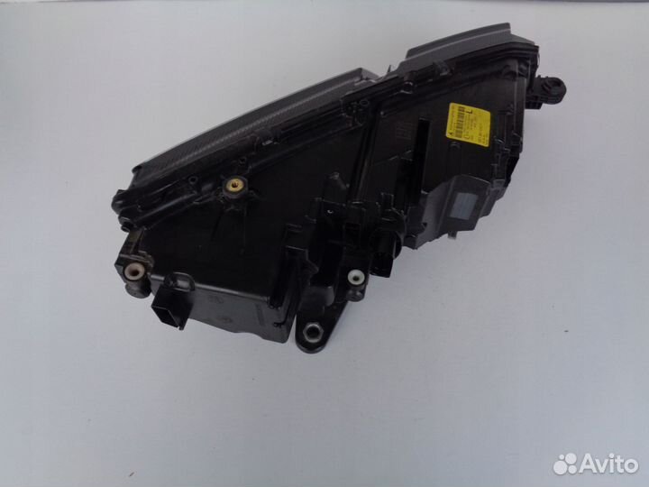 Фара левая Skoda Octavia III (A7) 5E1941015F