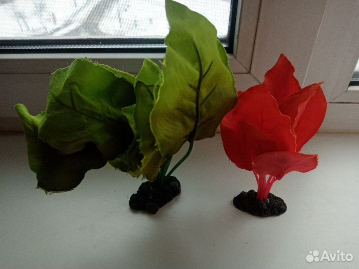 Растения, башня и пещера для аквариума