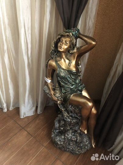 Фарфоровые статуэтки