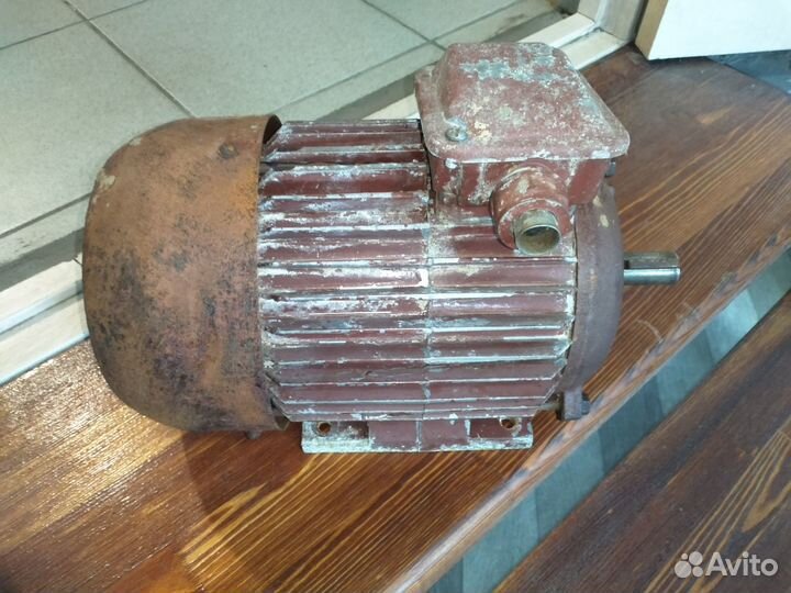Электродвигатель 380в - 2,2кВт