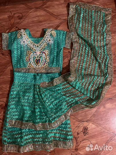 Индийский костюм для девочек сари