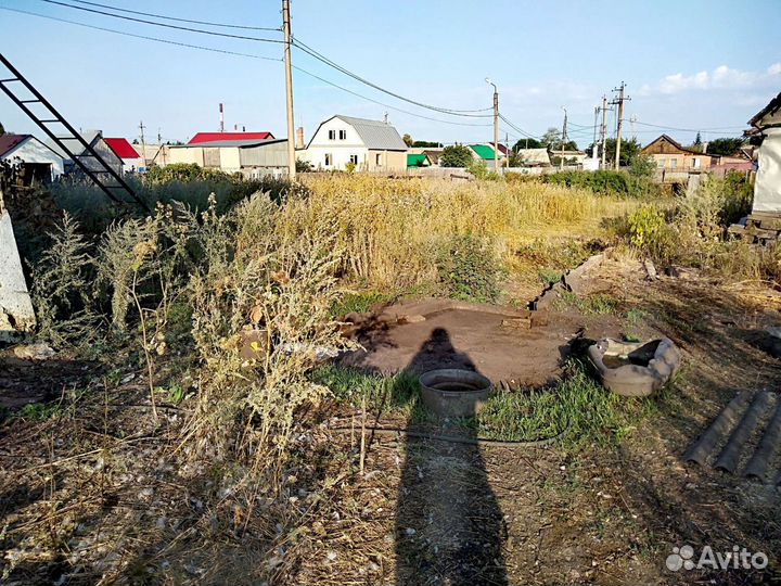 Покос травы триммером