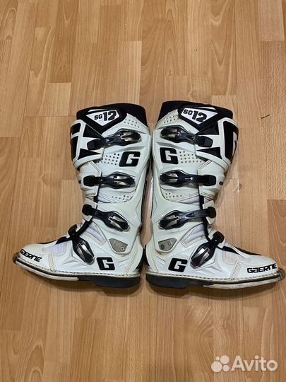 Мотоботы gaerne sg12